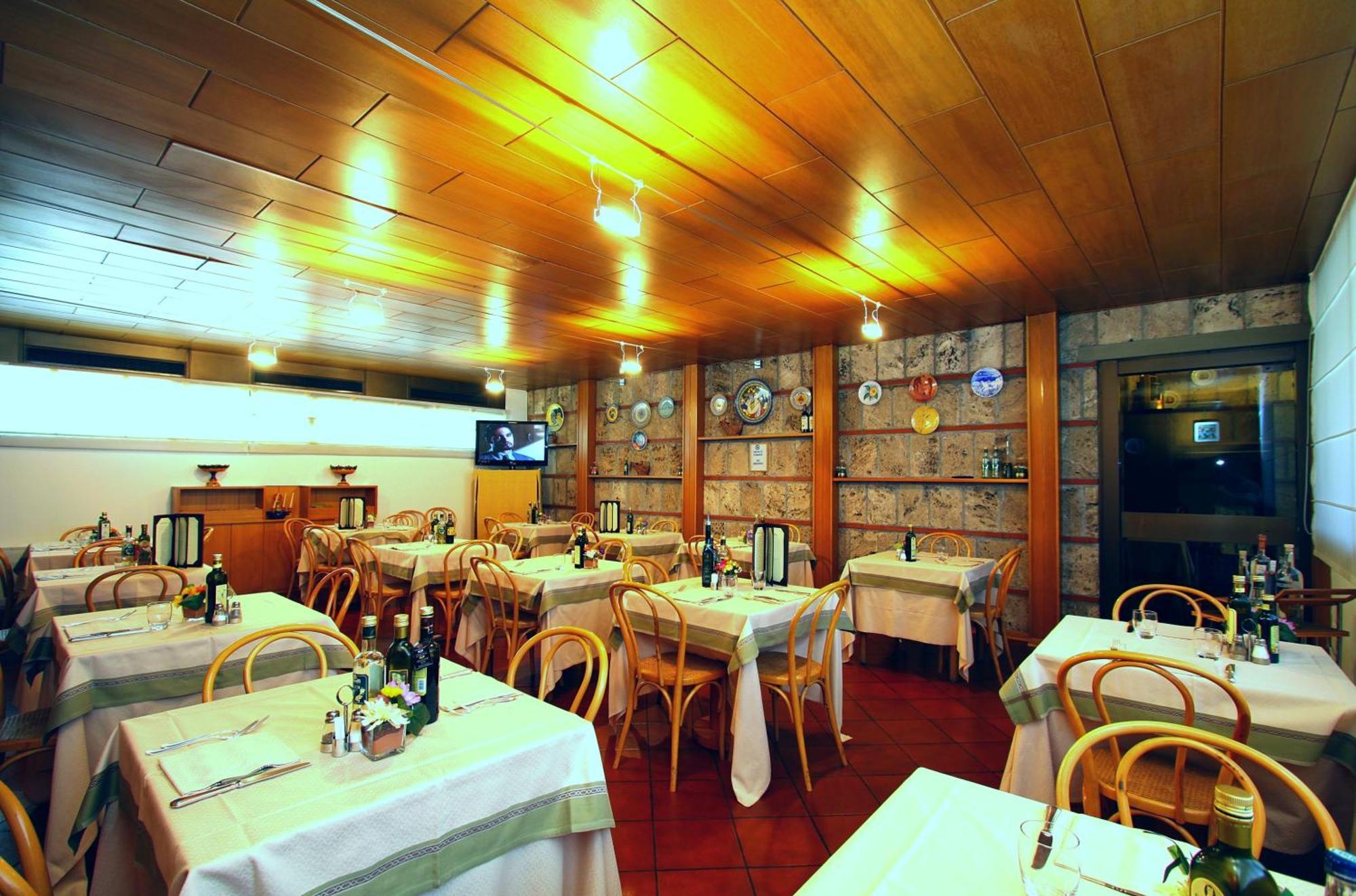 Hotel Garden Terni Dış mekan fotoğraf